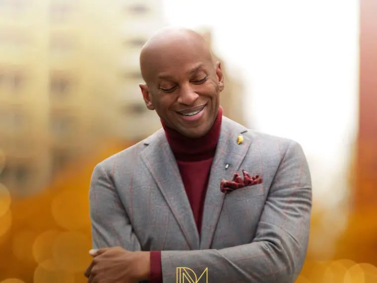 Is Donnie McClurkin Alive